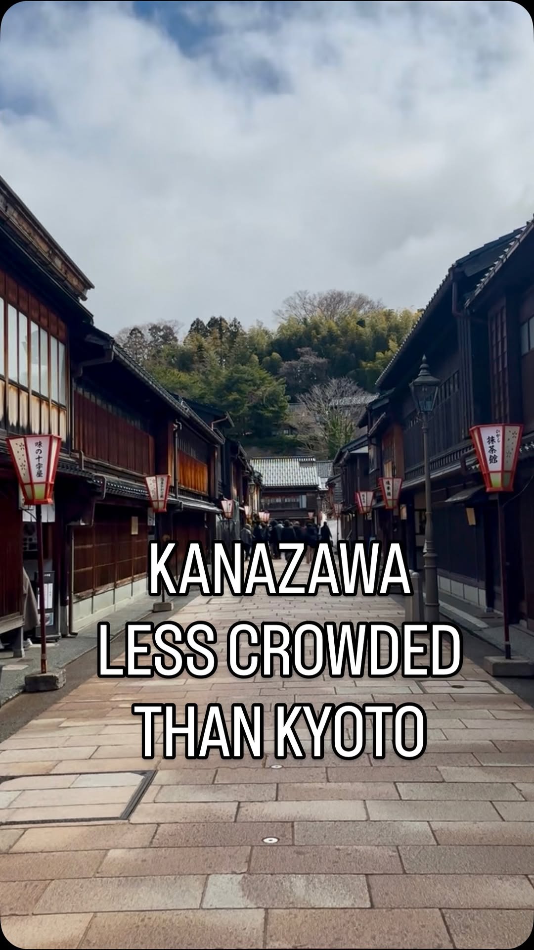 Kanazawa's Gardens, Cafes, and Historic Districts