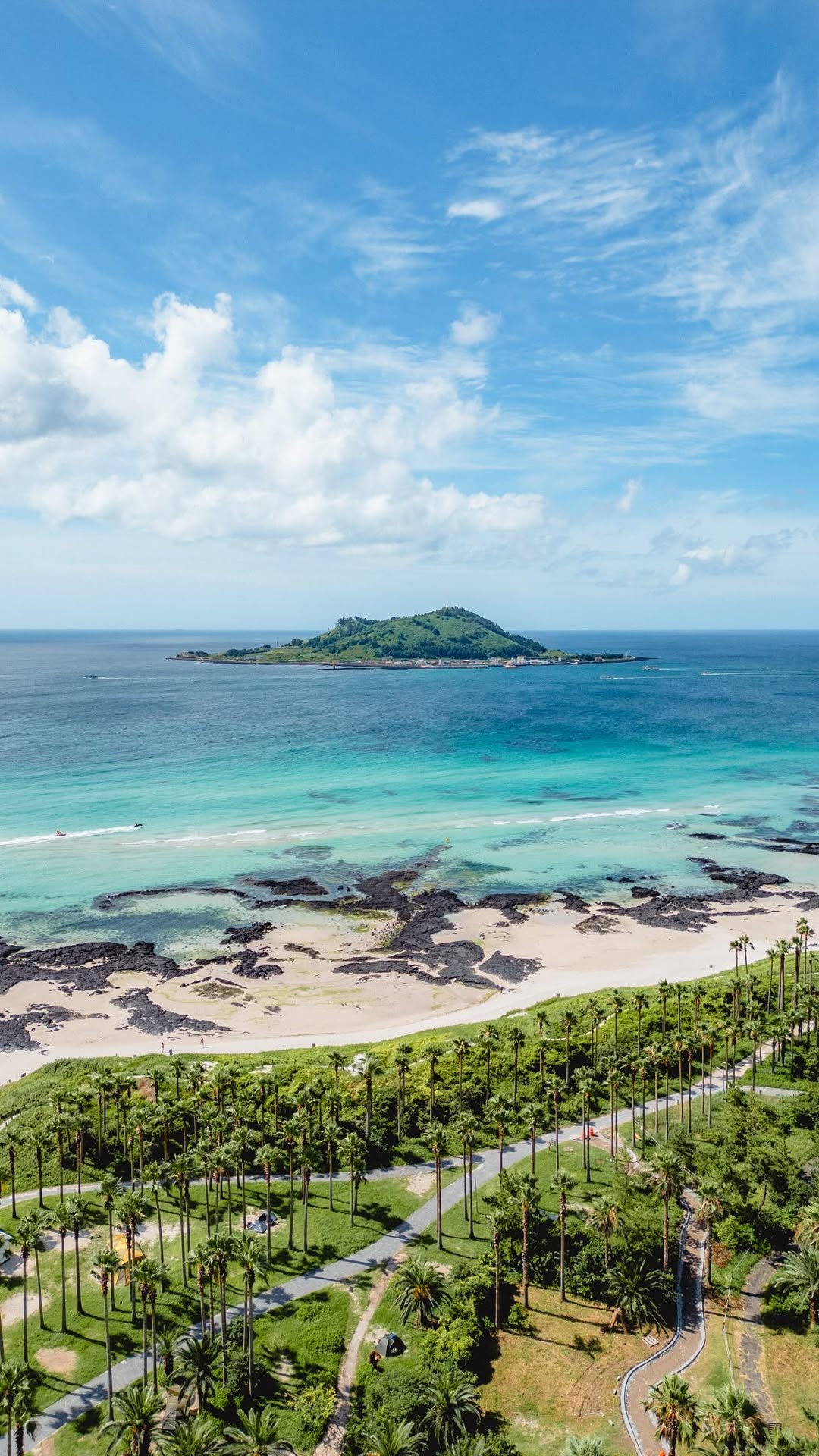12 Attractions in Jeju-do