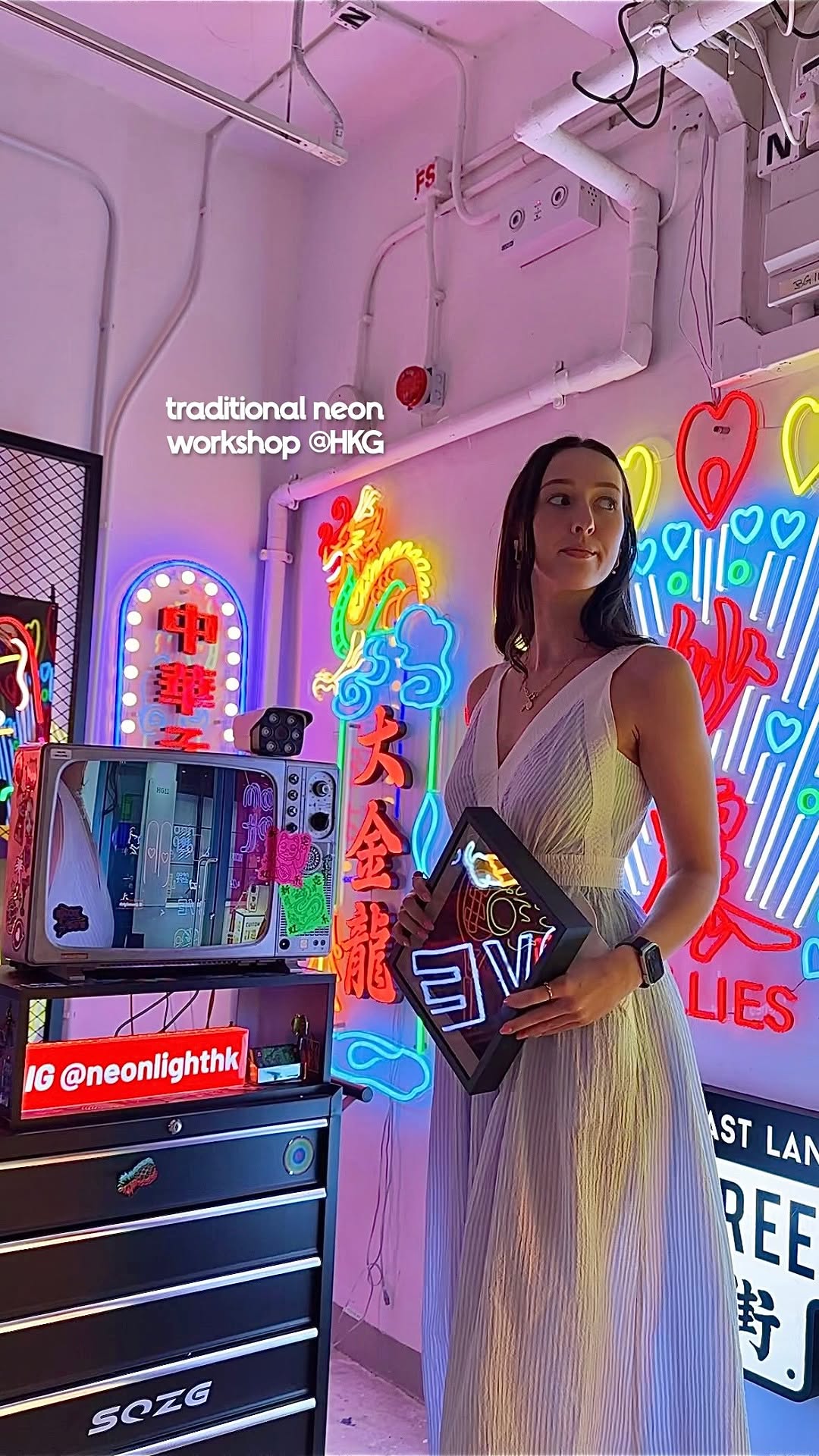 Hong Kong Neon Sign Workshops