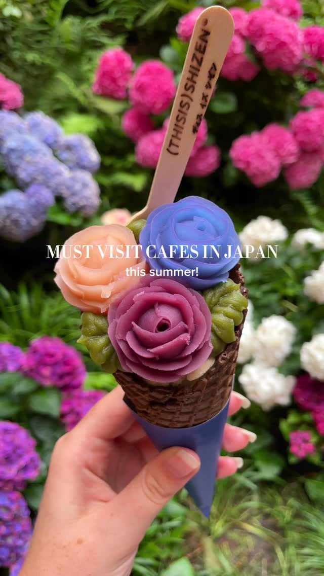 4 Cafes in Japan