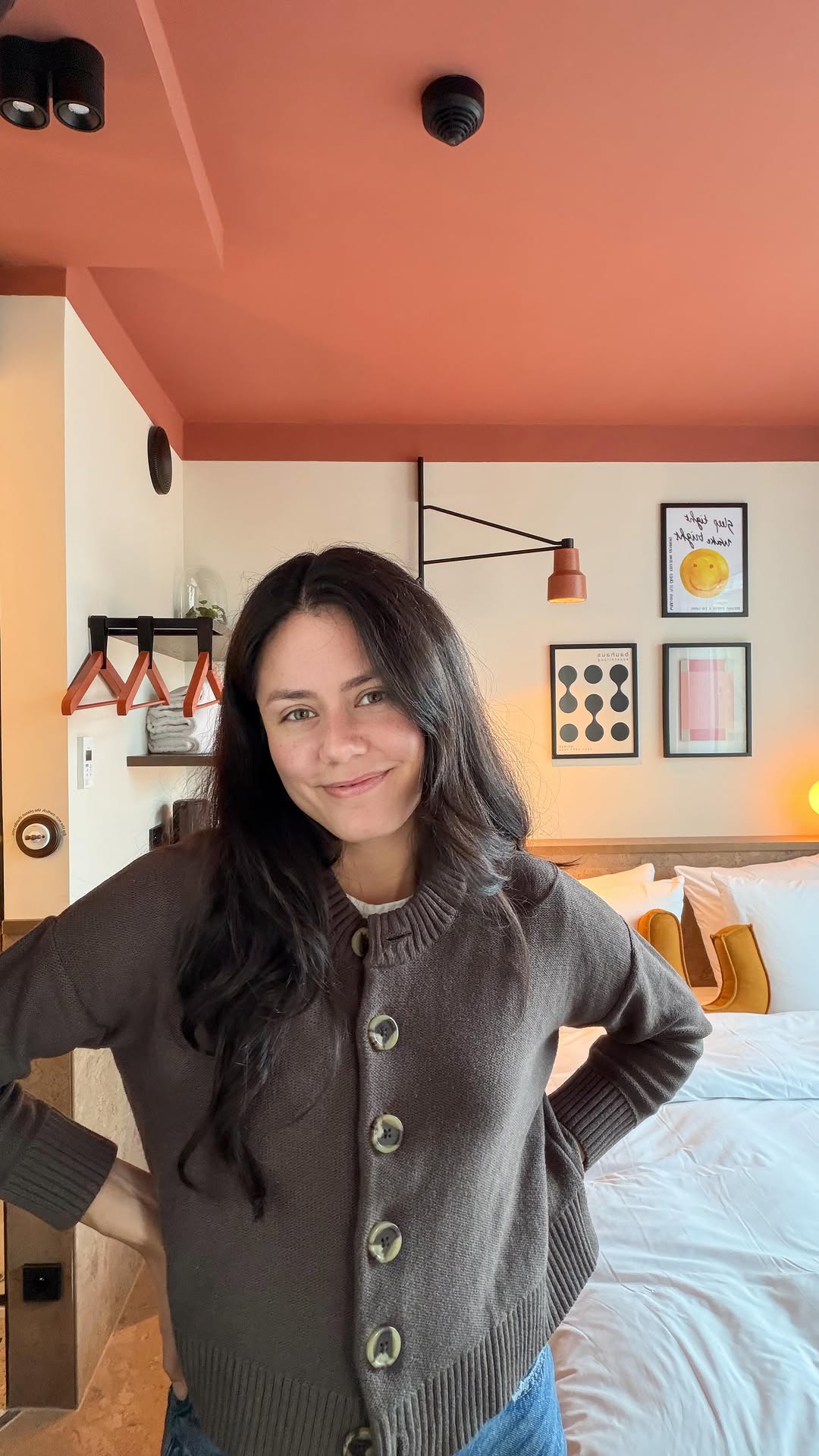 Beauty Services in Seoul: Microblading, Nails, and Coffee