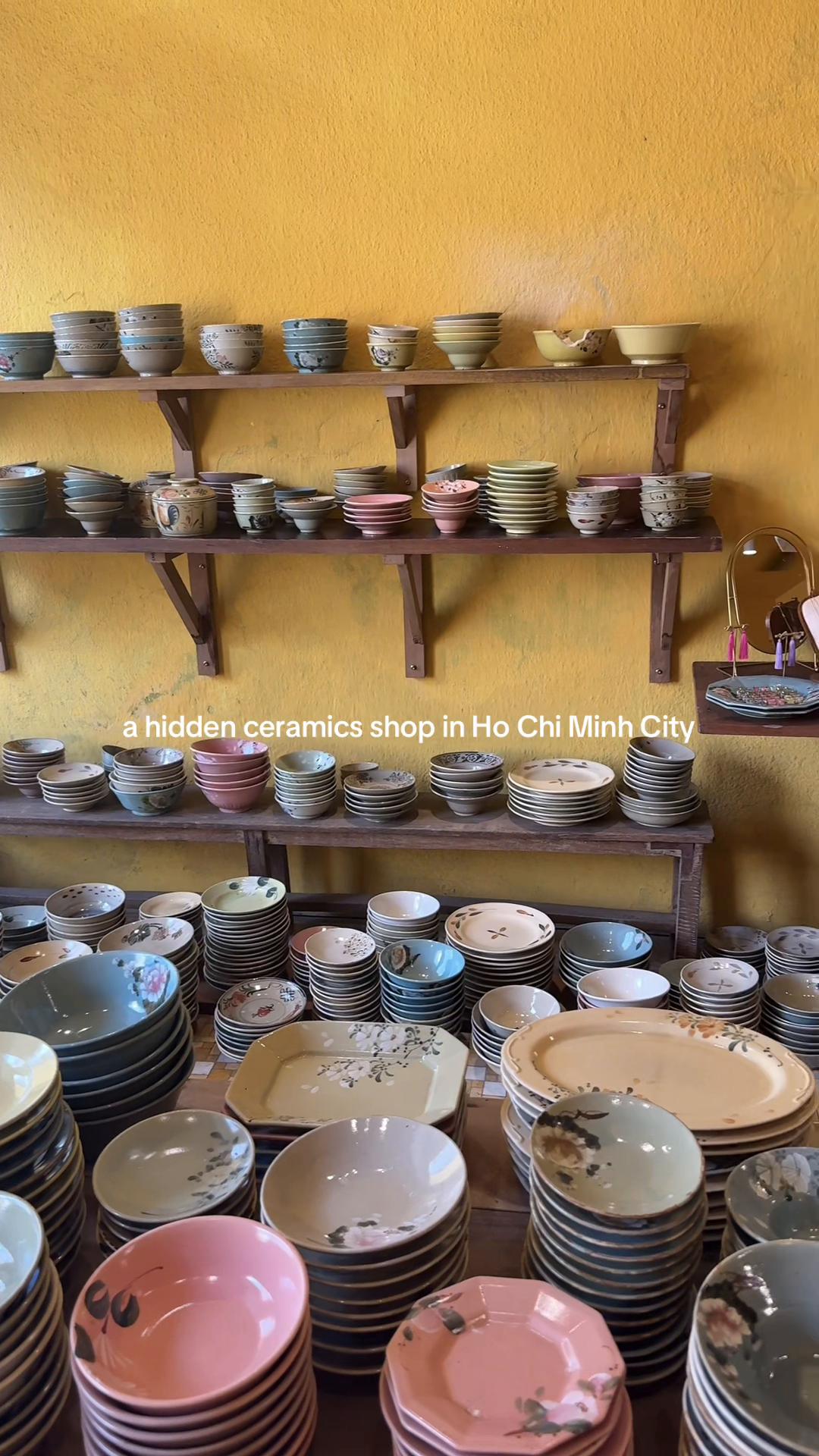 Nắng Ceramics: A Hidden Family-Owned Gem