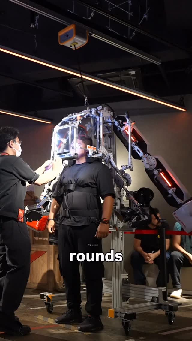 Futuristic Robot Boxing Arcade in Tokyo Tower