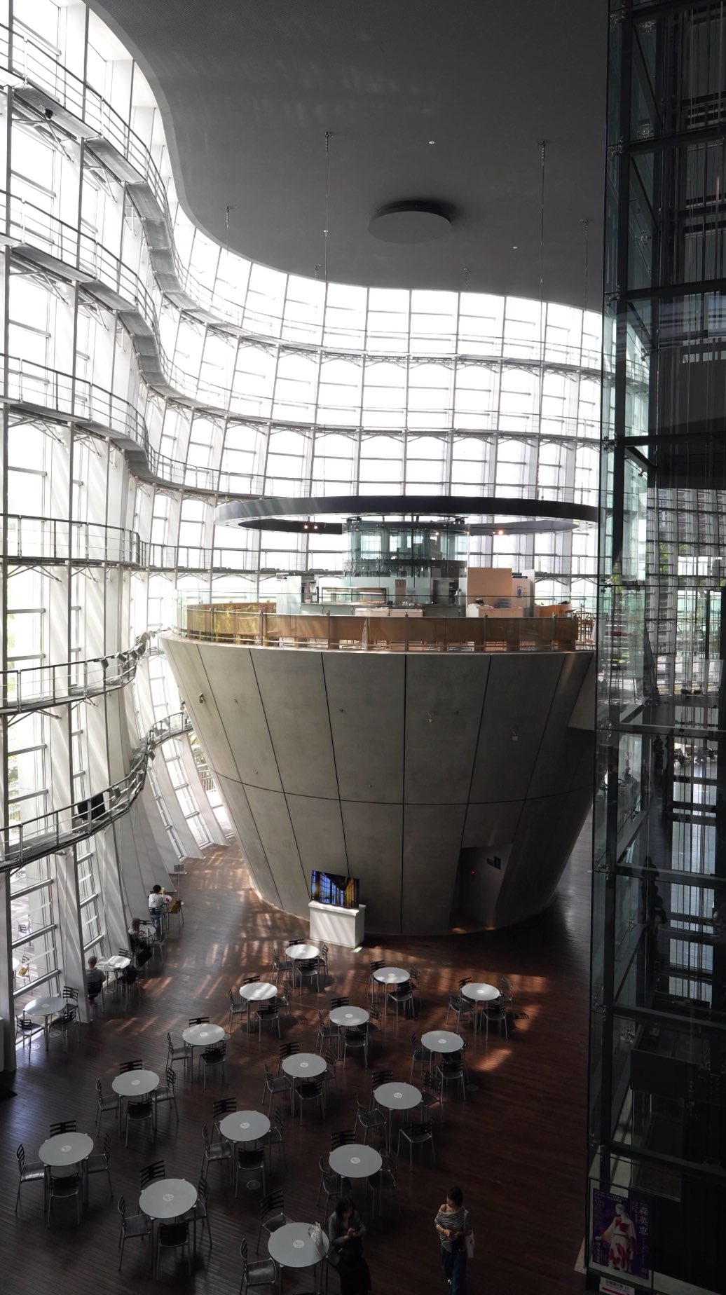 The National Art Center Tokyo: Architectural Experience