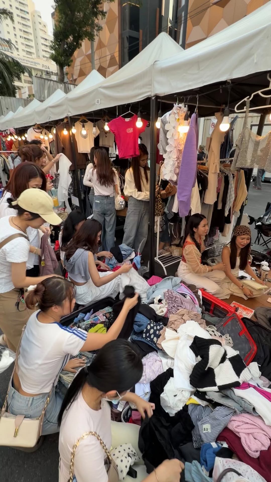 1 Shops in Krung Thep Maha Nakhon