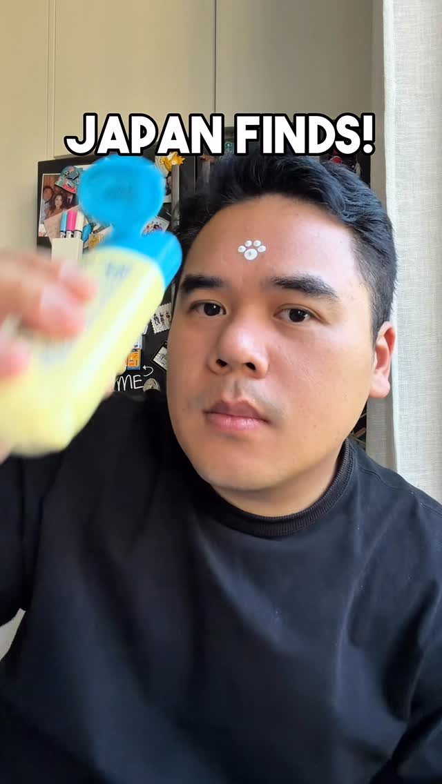 Sunscreen Features a Cat's Paw Stamp Design