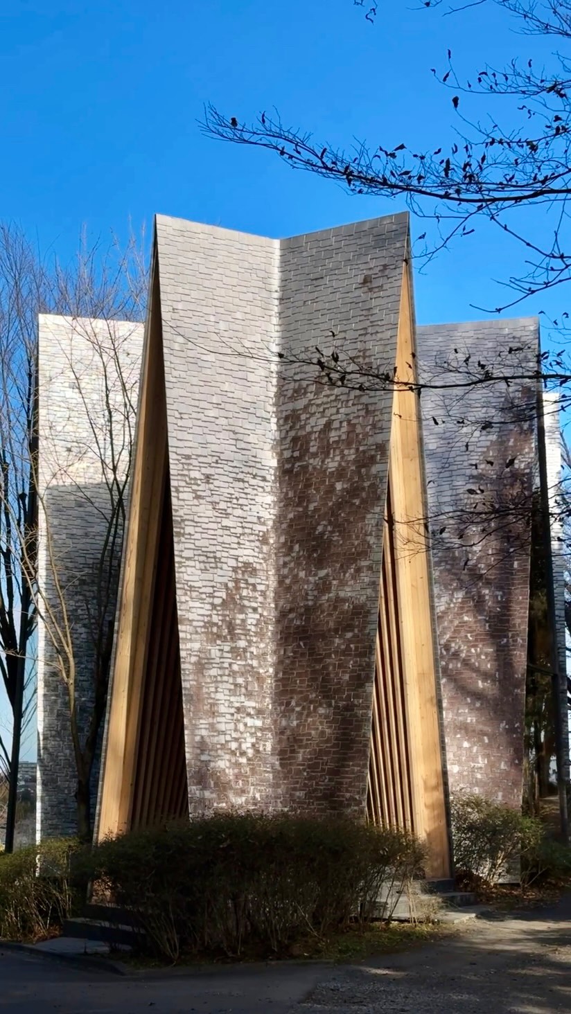 4 Places in Japan