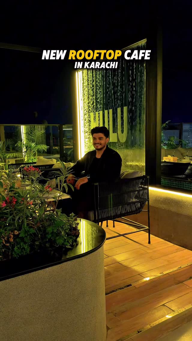 Karachi Rooftop Cafe Offers City Lights