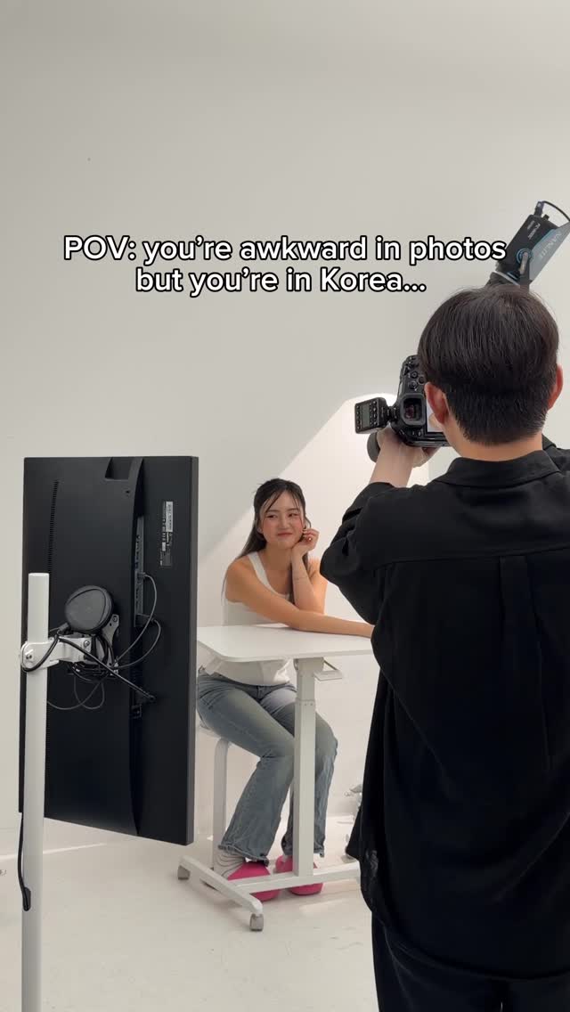 Seoul Studio Offers Fun Photoshoot Experience