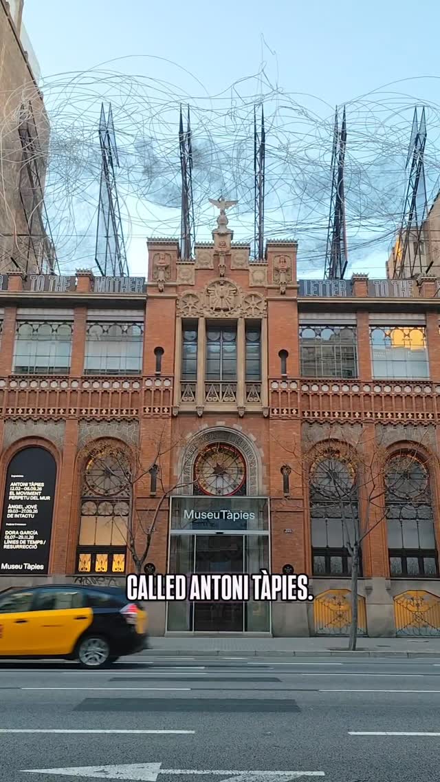 Modern Art Museums Feature Iconic Sculptures