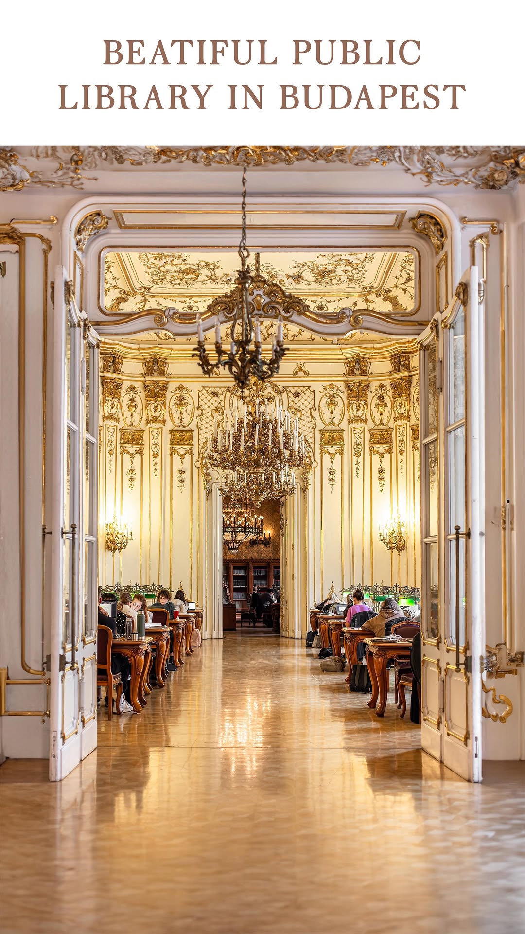 Budapest Library Housed in Grand Palace