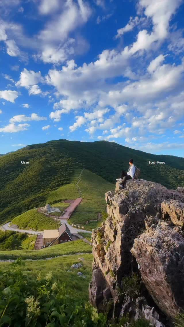 Korean Alps: Scenic Hikes and Refreshing Treks