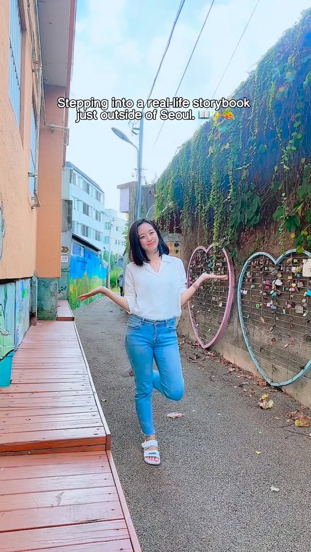 Suwon Fortress And Art-Filled Mural Village