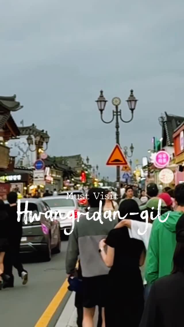Gyeongju's Historic Streets and Modern Cafes