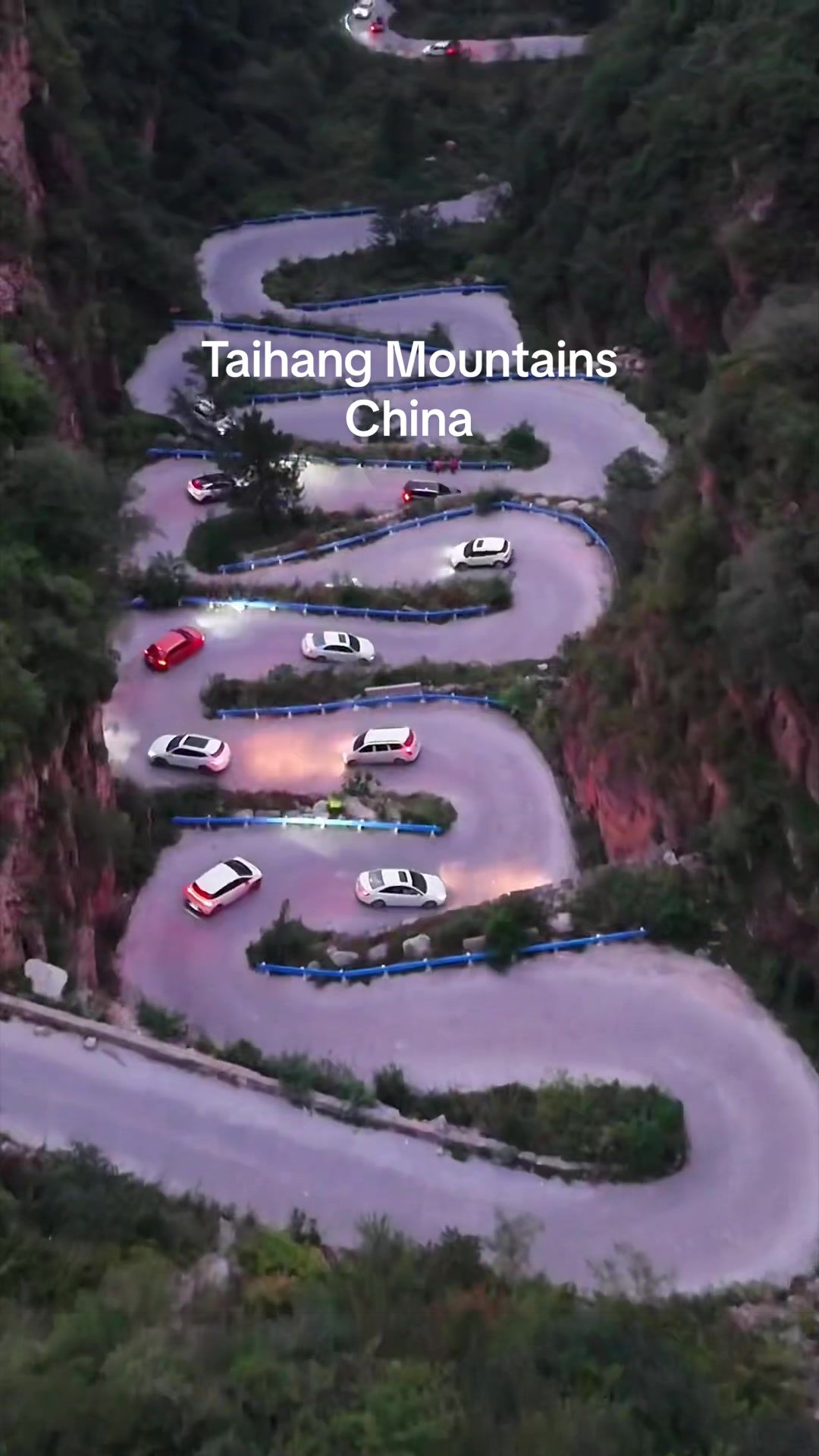 Taihang Mountains: Cherish Companionship Amidst Scenery