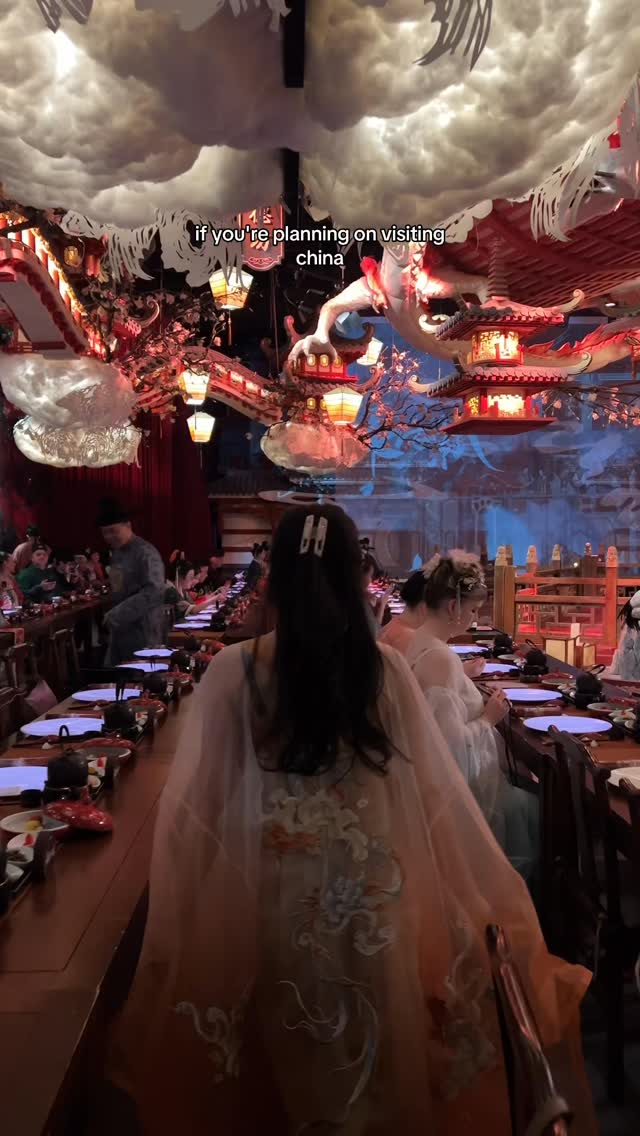 Shanghai's Xu Begonia Jianghai Siyan Evokes Drama