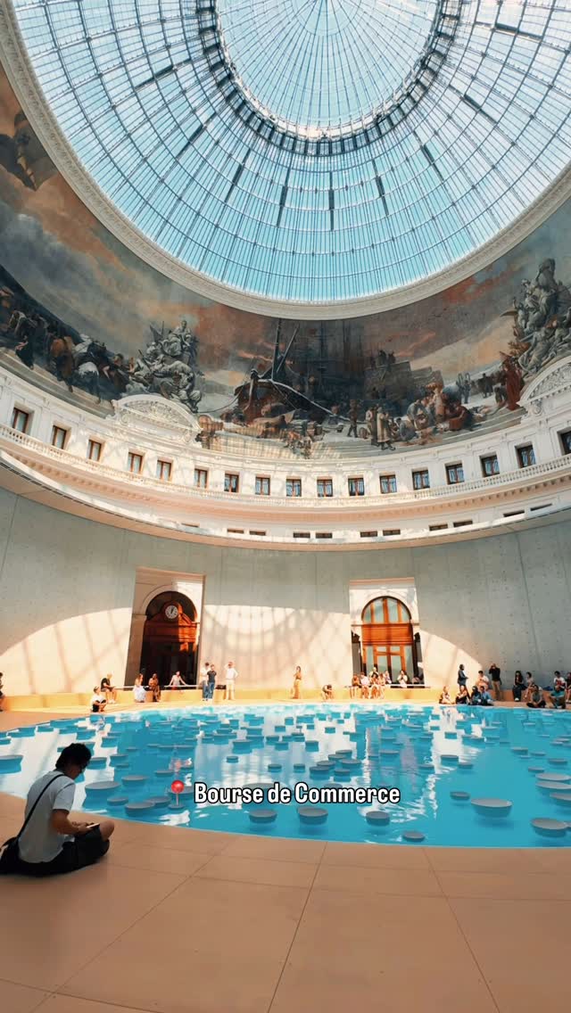 Bourse de Commerce - Pinault Collection Features "Clinamen