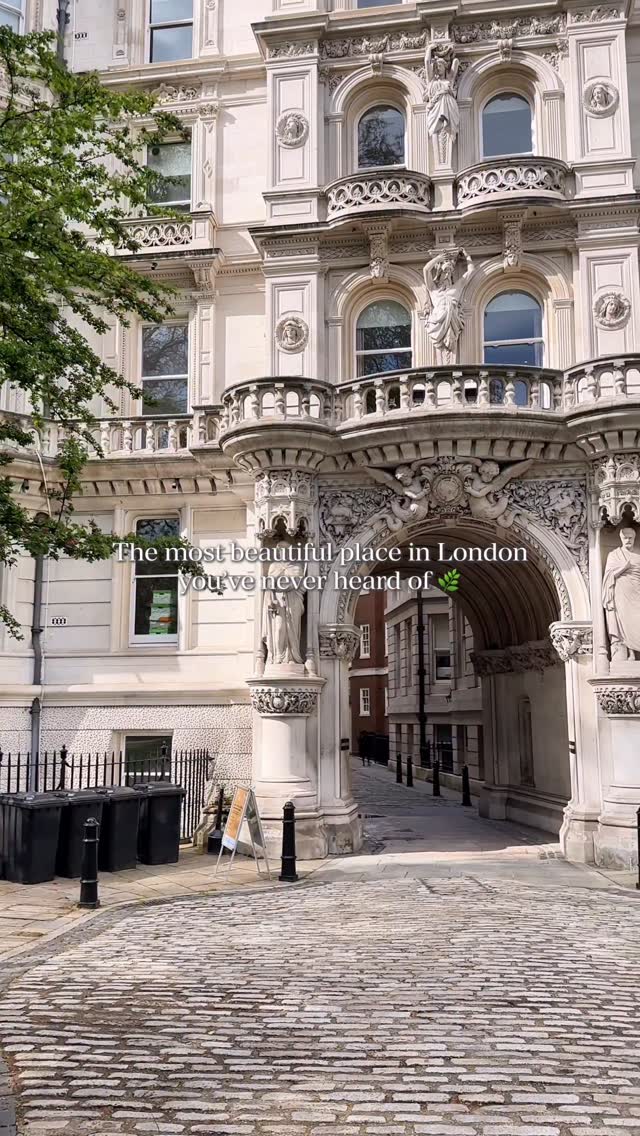 4 Landmarks in England