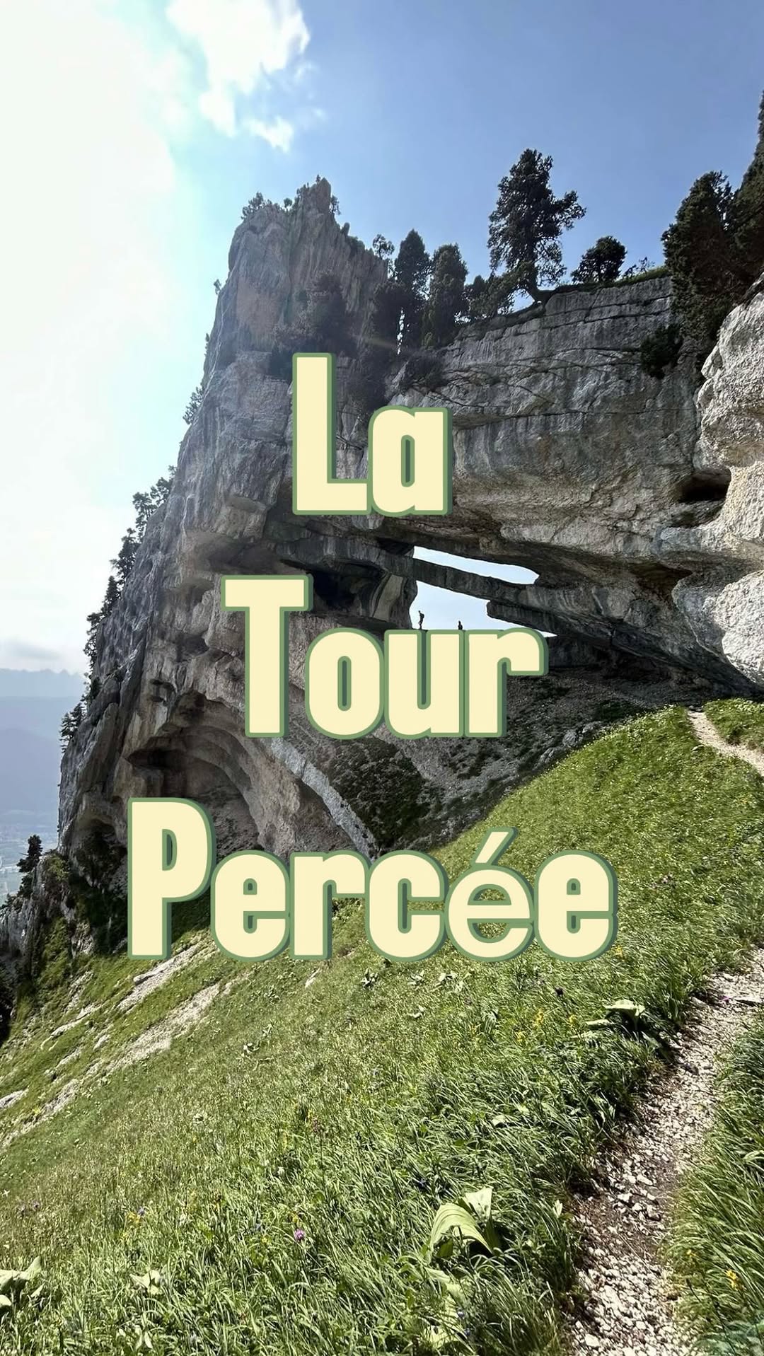 3 Hikes in Plateau-des-Petites-Roches