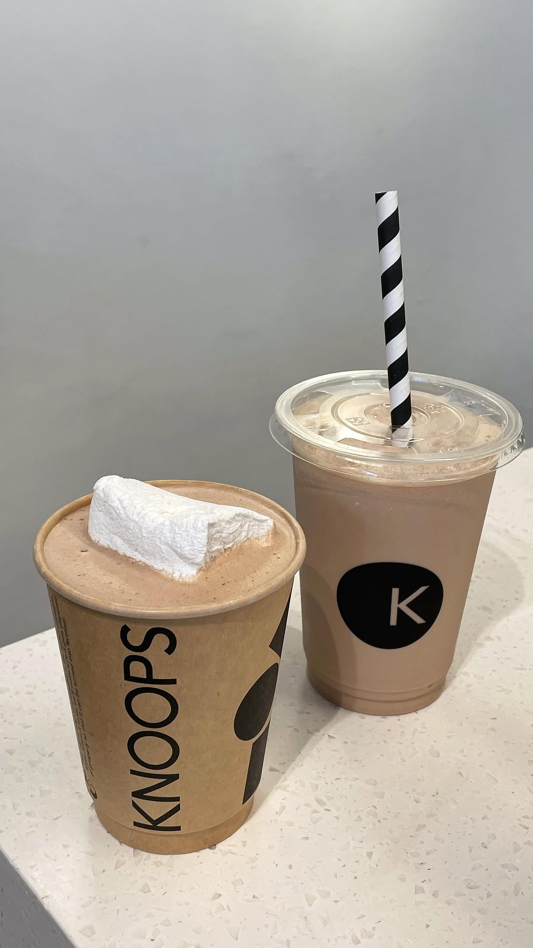 Knoops: Customizable Chocolate Drinks For Easter