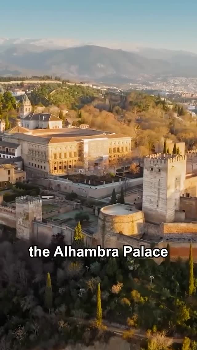 2 Landmarks in Granada