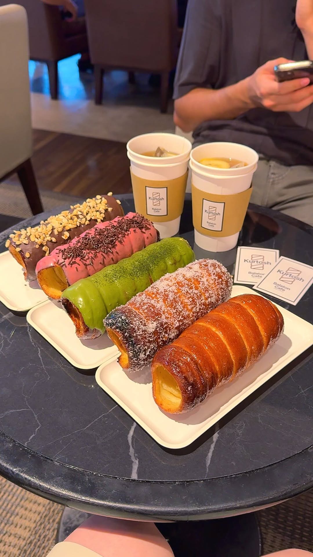 Chimney Cake Cafes In Tokyo