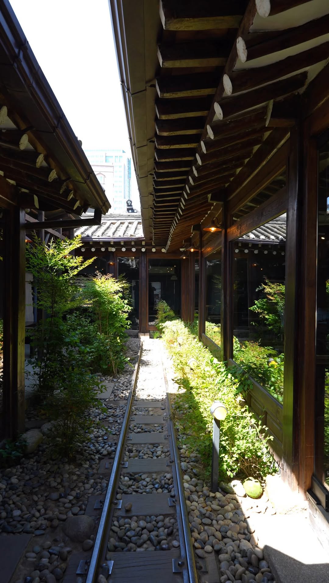 Nakwon: Seoul Hanok Cafe With Railroad Charm