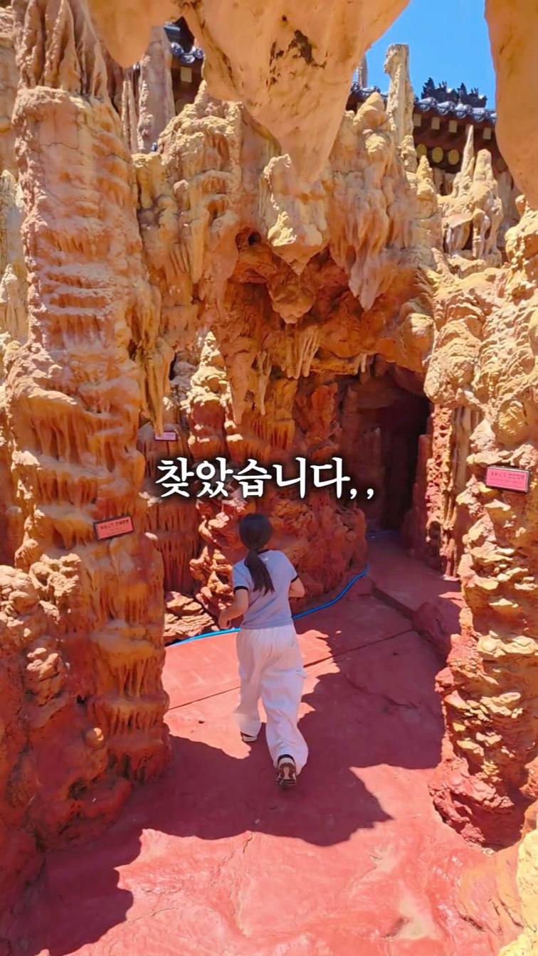 Museums and Resorts Offer Indoor Escapes