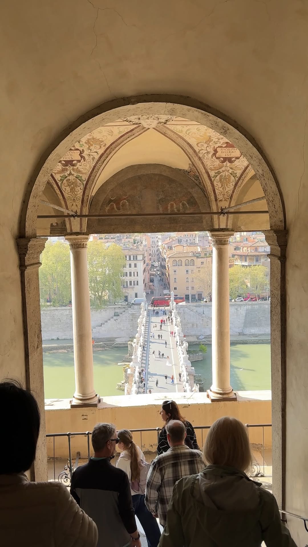 16 Places in Roma