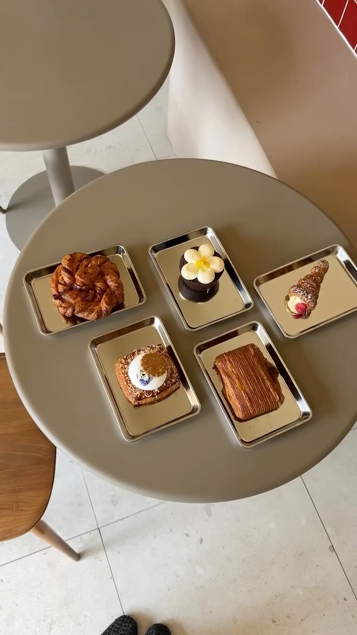Gorse Bakery's Delicious Treats in Edinburgh