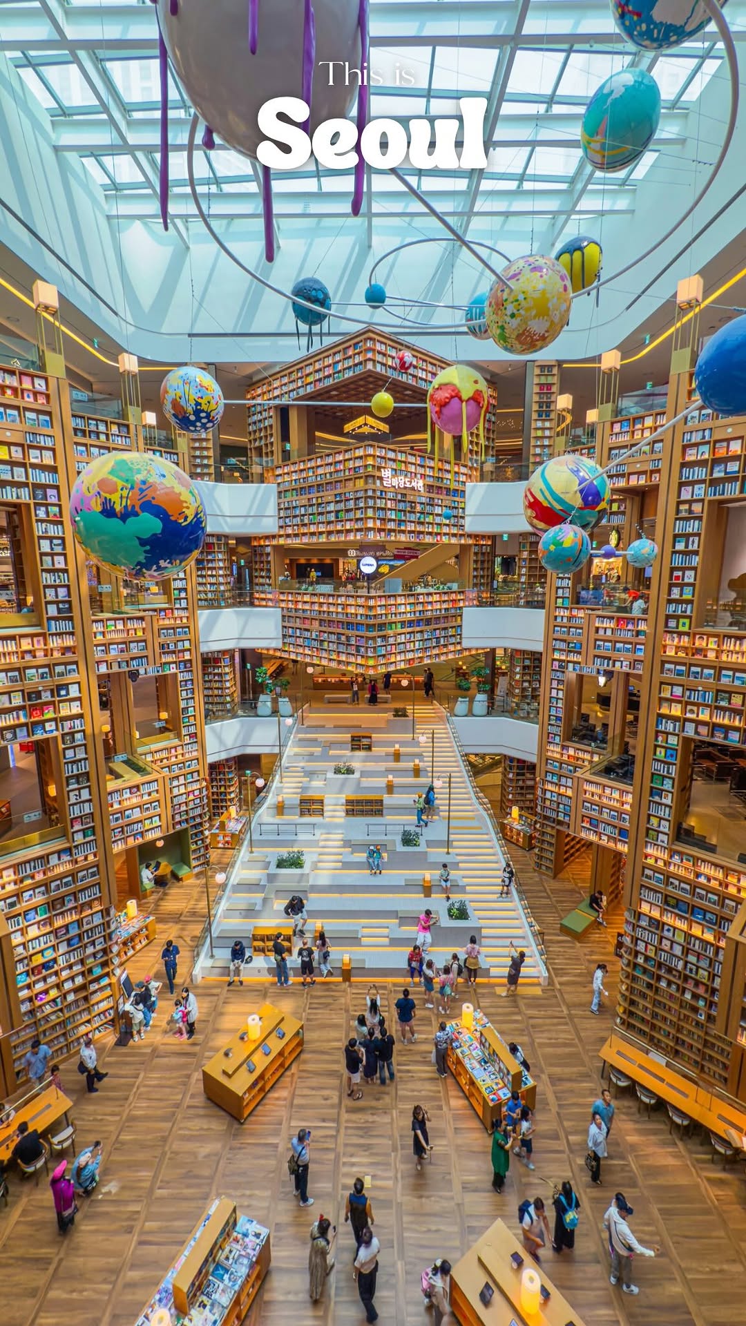 Seoul's Traditional and Modern Attractions