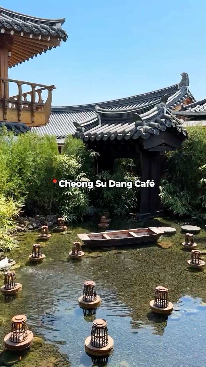 Gyeongju Cafe Boasts Bamboo Forest Entrance