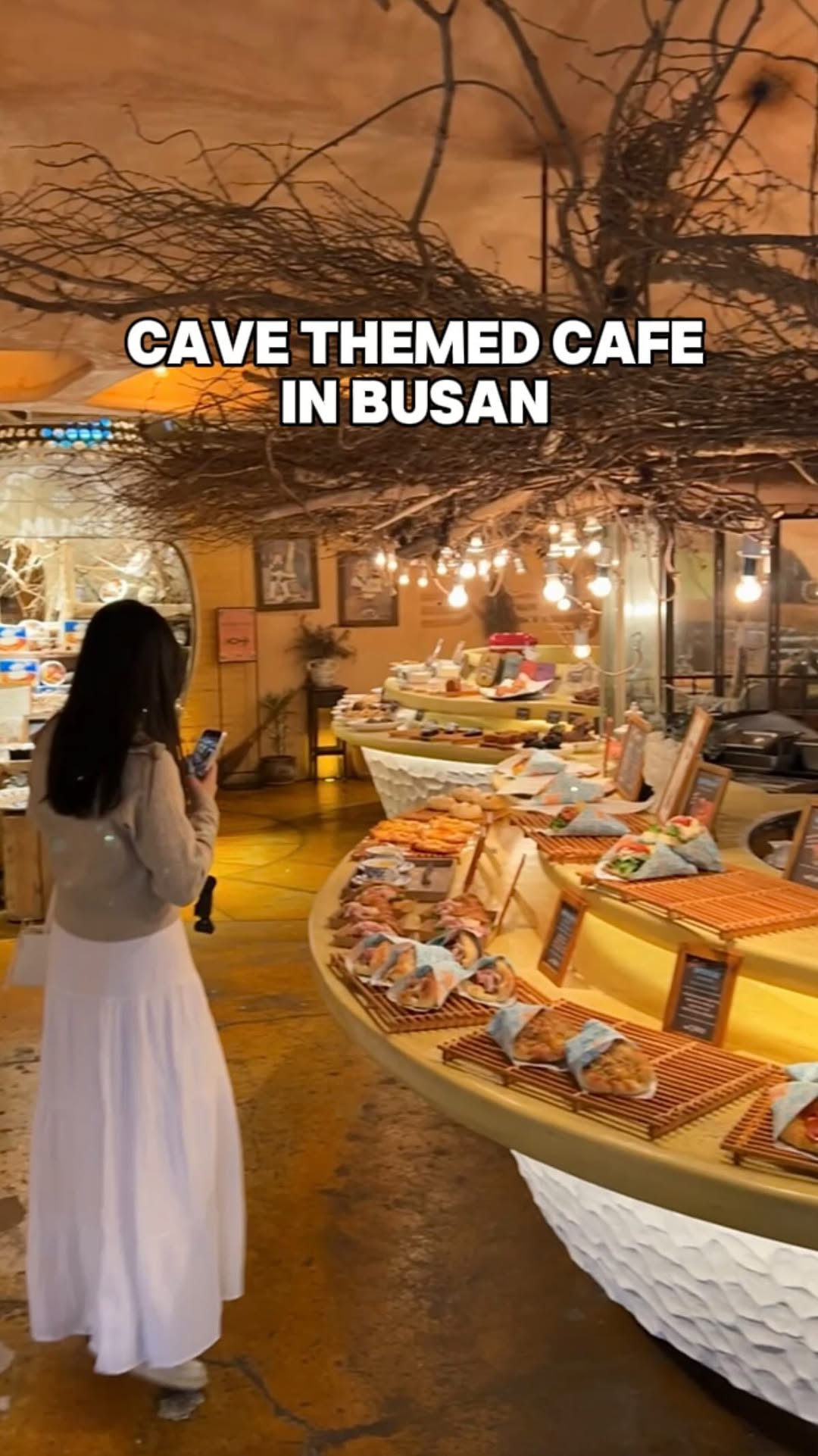 Busan Bakery's Cozy Cave-Themed Ambiance