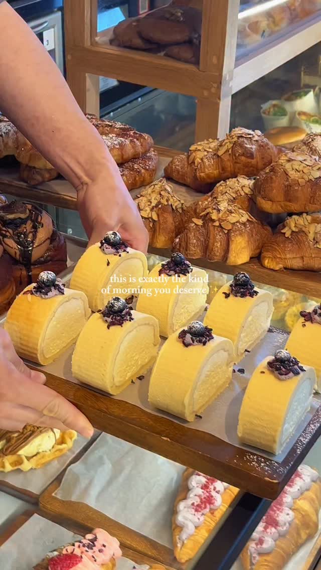 Slowlane Cafe's Relaxed Atmosphere