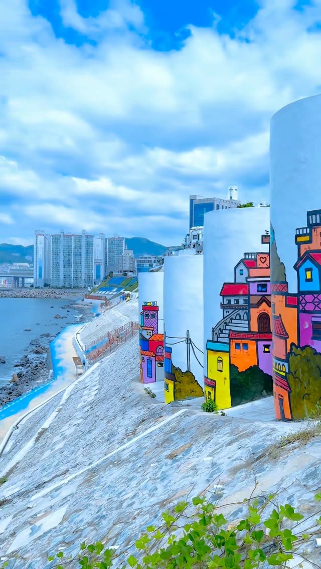 2 Landmarks in Busan