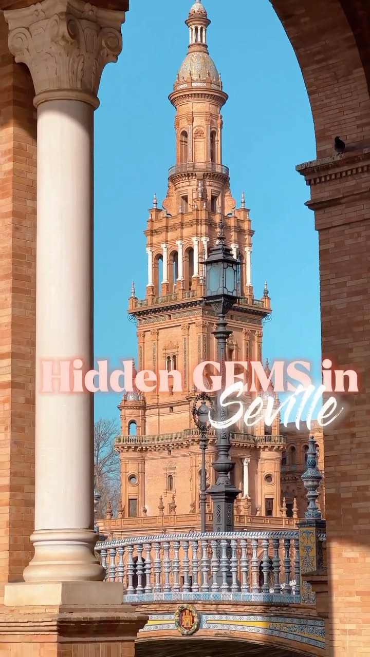 Seville's Architectural Gems and Historic Tavern