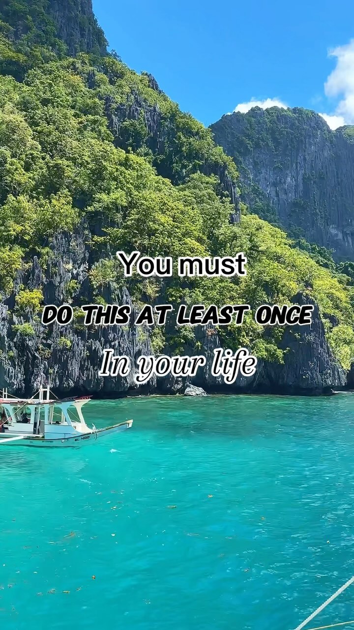 Palawan Islands Boat Expedition: Island Life Experience