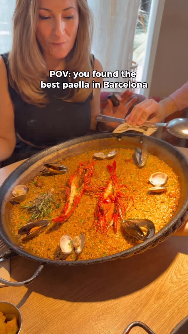 Authentic Paella at Barcelona's Mana 75