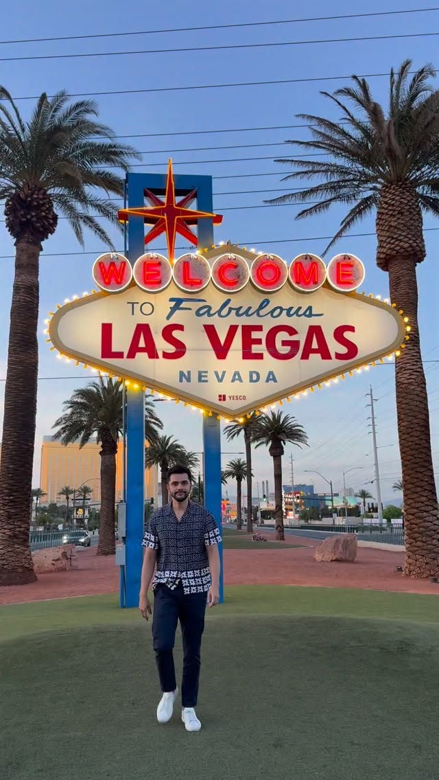 Iconic Las Vegas Landmarks and Experiences