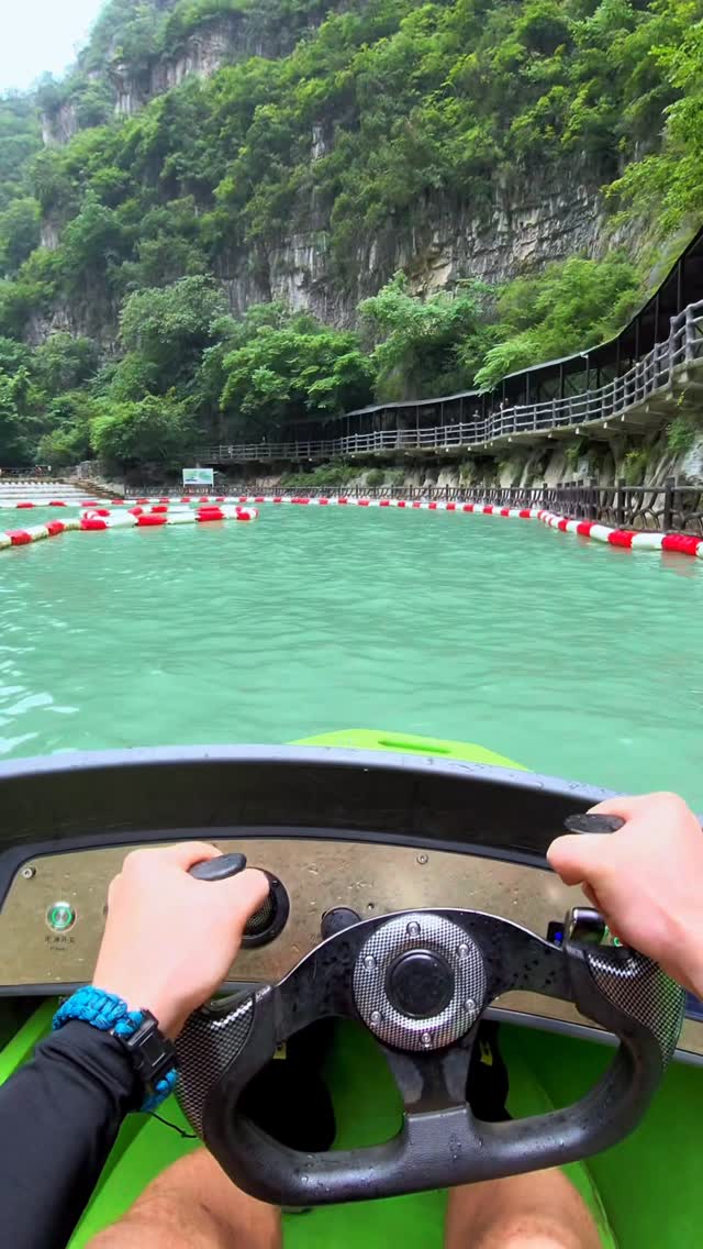 Fenglin Gorge: China's Donkey Kong Racing Adventure
