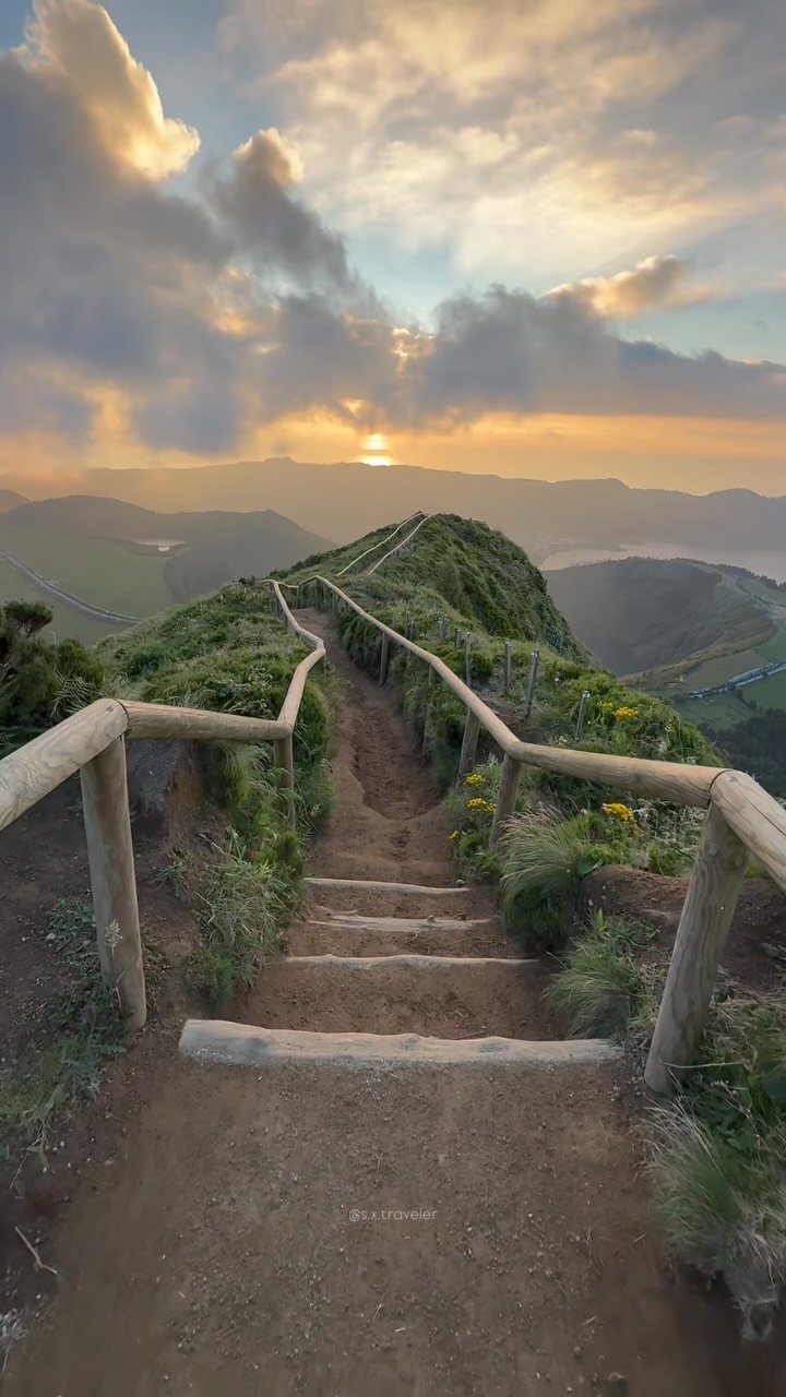 Volcanic Atlantic Islands Offer Surreal Hiking Trails