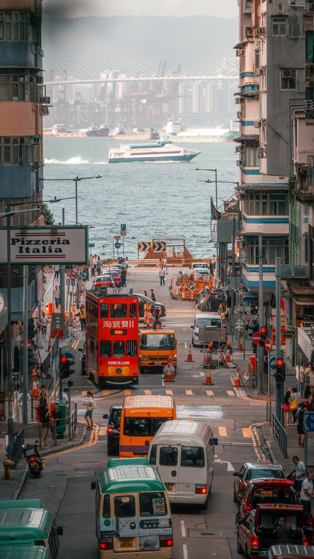 2 Restaurants in Hong Kong Island