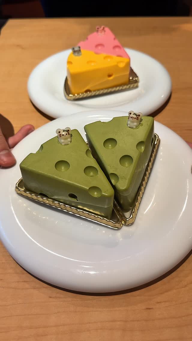 Adorable Mouse Cheesecake at Kyoto Cafe
