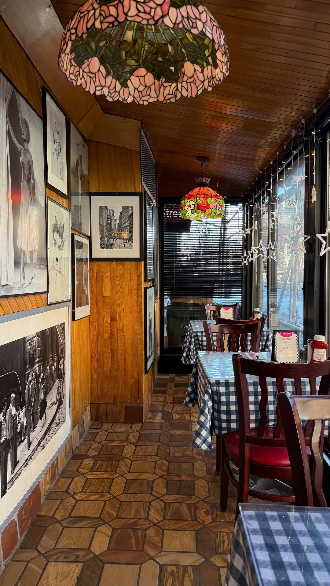 All-Day Dining At Chelsea Square Restaurant