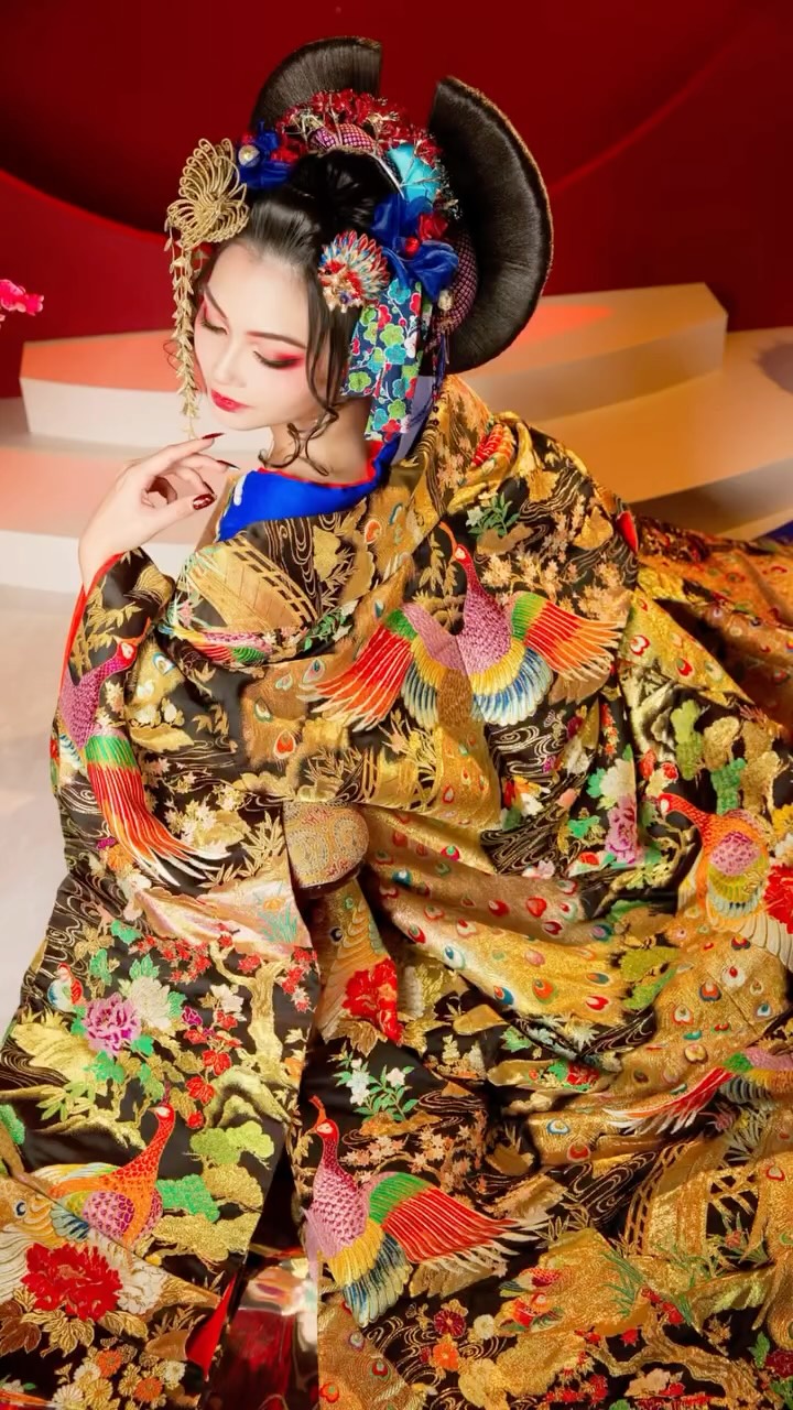 Kyoto Studio Offers Oiran Photoshoot Experience