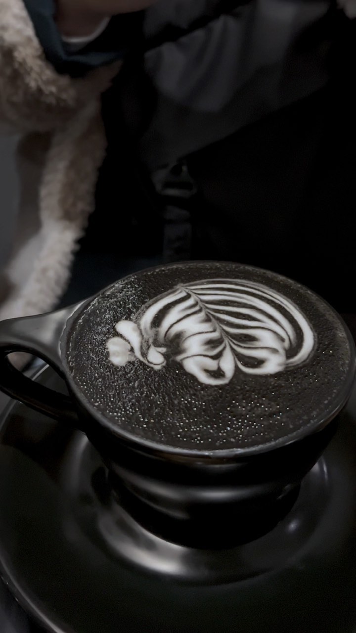 Tokyo's Latte Art Mania