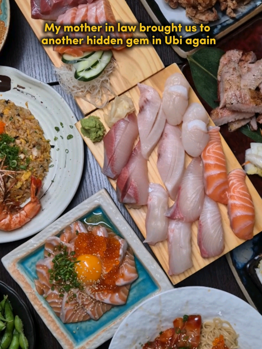 Japanese Restaurant Offers Sashimi, Sushi and KTV