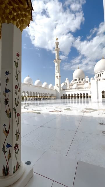 Abu Dhabi Landmarks and Grand Mosque