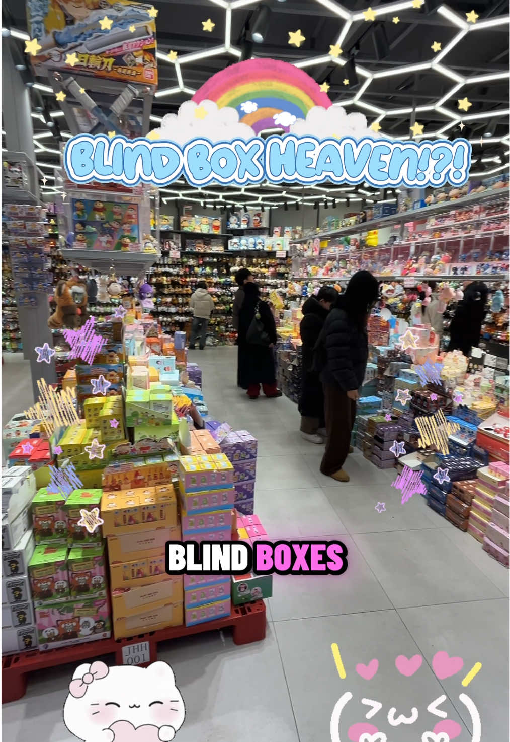 Hongdae Minimart Offers Abundant Blind Boxes
