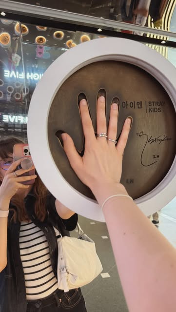 I.N. Has Surprisingly Large Hands